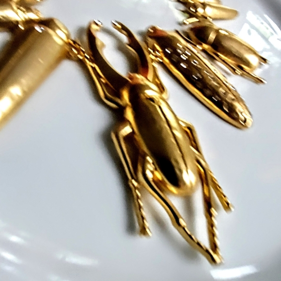 🌹Schiaparelli Insects Ststement Necklace. I a box - Picture 12 of 16